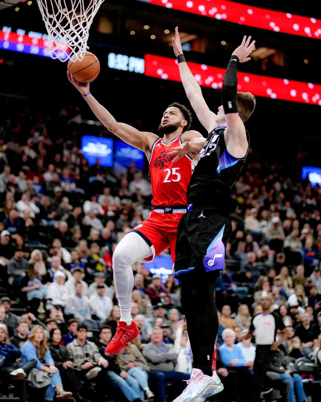 爵士横扫掘金，锡安关键制胜